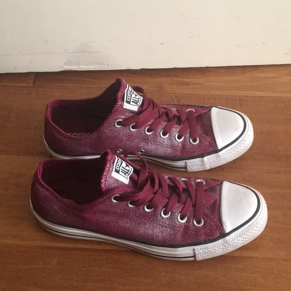 Converse - Picture 2 of 5